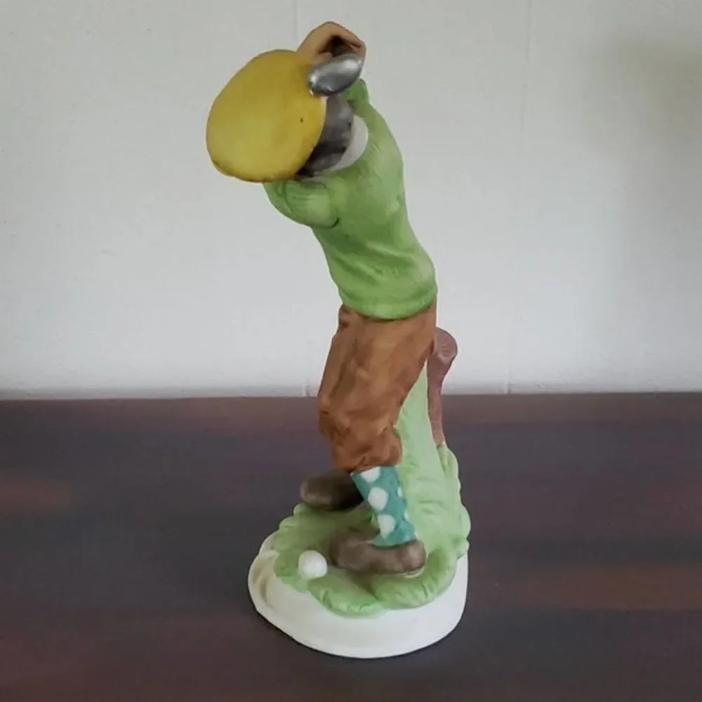 GREAT DAD'S DAY GIFT! Vintage Lefton Old Man Golfing Porcelain Figurine #2776